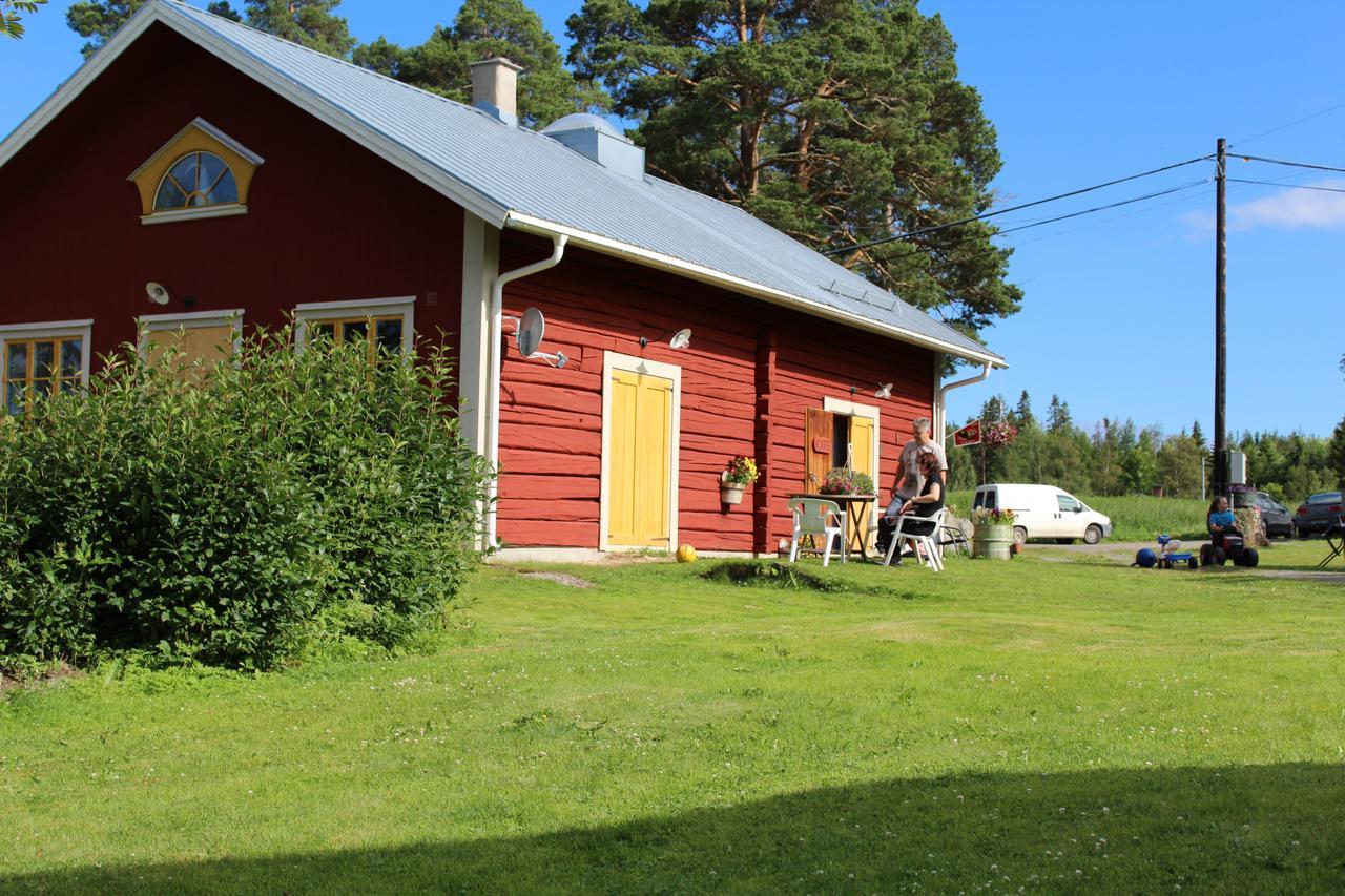 Hoeglunda Gard B&B Lantgard Skanderåsen エクステリア 写真
